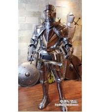 Доспехи средневековые рыцарские (надеваемые) 