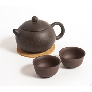 Чайник и пиалы из исинской глины "Цинсинь"